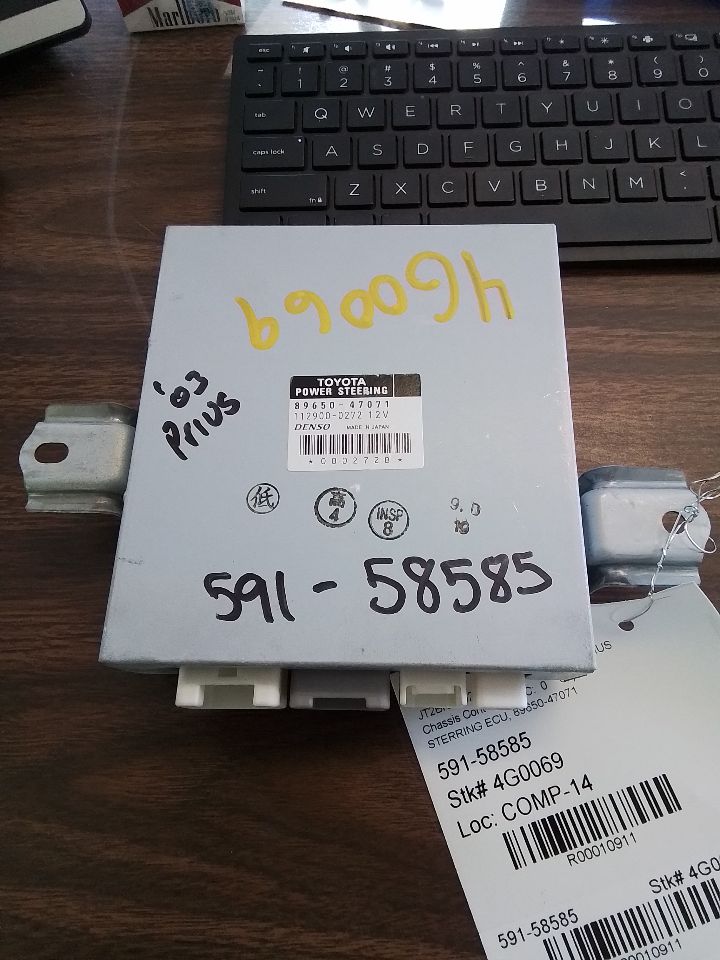 TOYOTA PRIUS 2001-2003 Steering (RH dash) Chassis Control Module